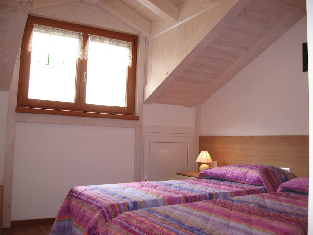 Apartament Casa Rondine Molveno Pokój zdjęcie
